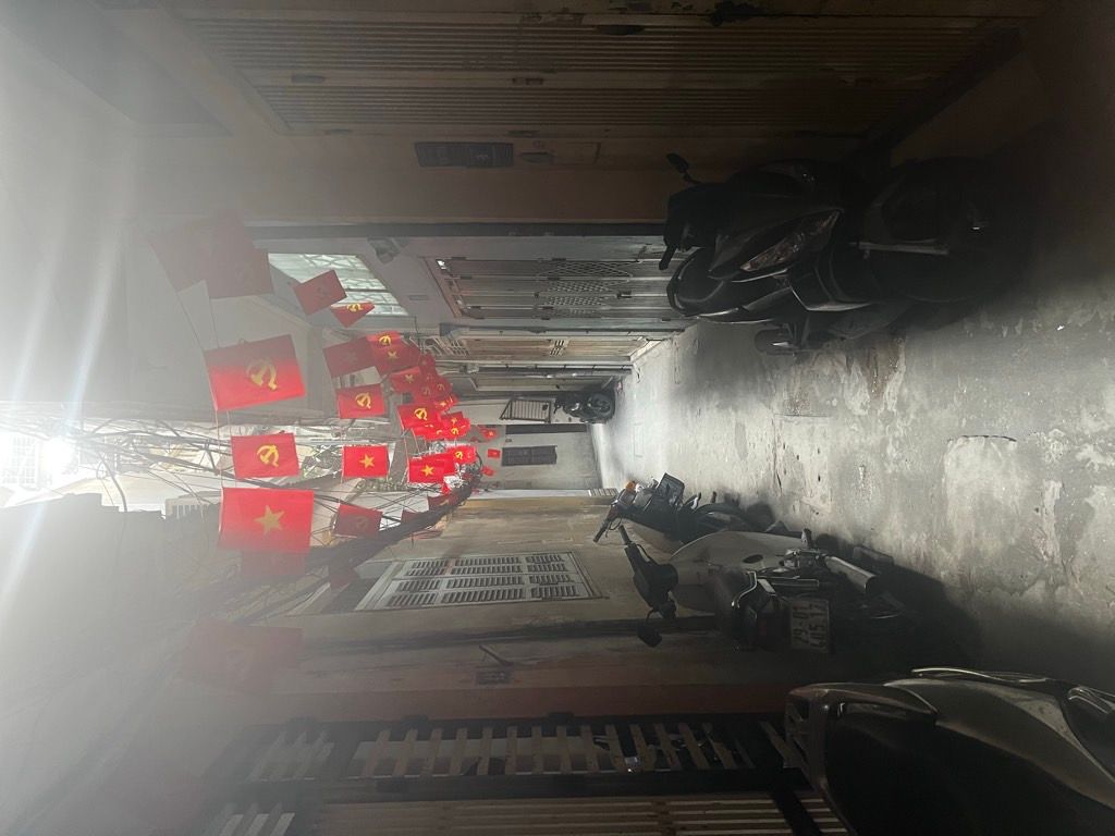 Bán nhà Thổ Quan - diện tích 27m2 5 tầng - Nhà đẹp hiếm có - giá 4,7 tỷ