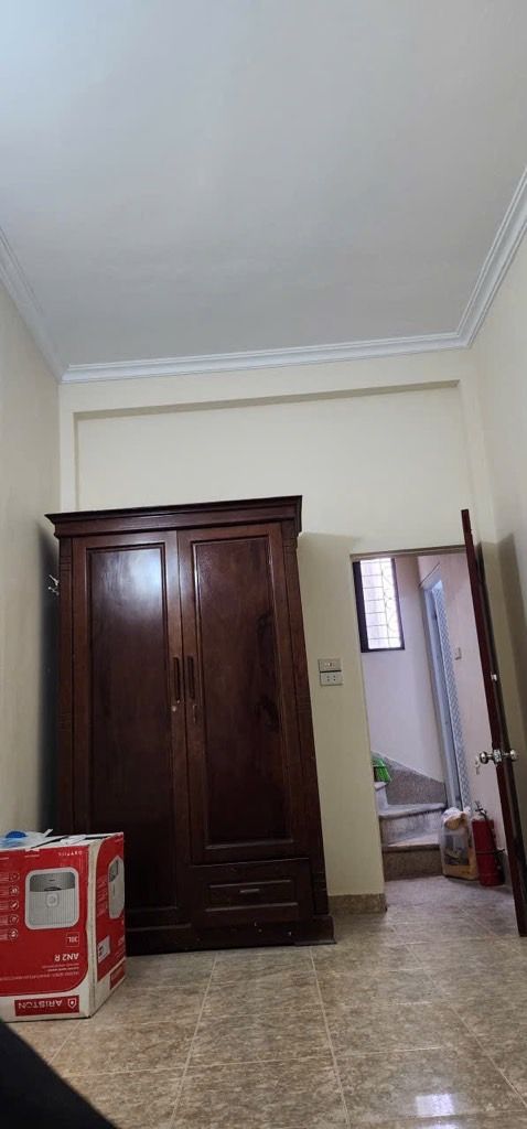 Bán nhà Thổ Quan - diện tích 27m2 5 tầng - Nhà đẹp hiếm có - giá 4,7 tỷ