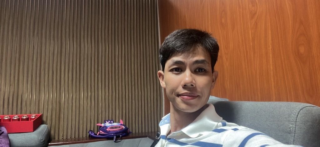 Bán nhà Hoàng Cầu - diện tích 80m2 5 tầng - Nhà ở trung tâm Đống Đa, ngõ thông thoáng - giá 16,2 tỷ