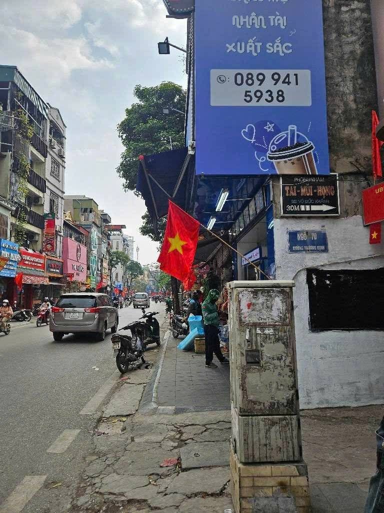 Bán nhà Trương Định - diện tích 26,4m2 3 tầng - Nhà đẹp hiếm có - giá 5,9 tỷ