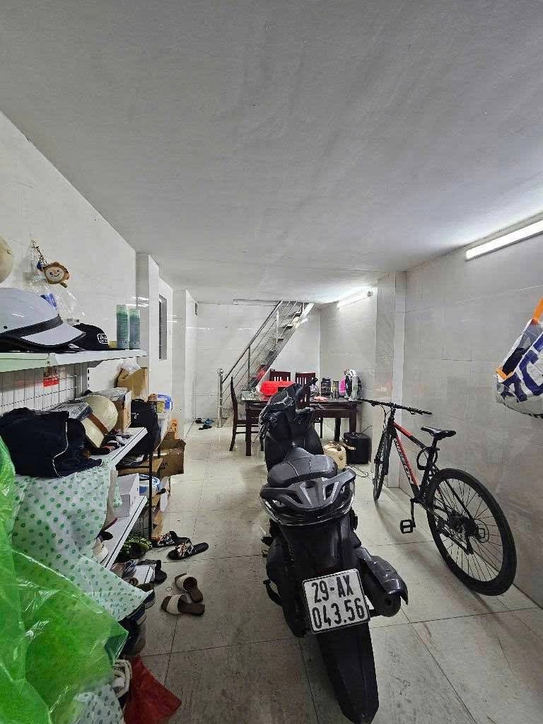 Bán nhà Trương Định - diện tích 26,4m2 3 tầng - Nhà đẹp hiếm có - giá 5,9 tỷ