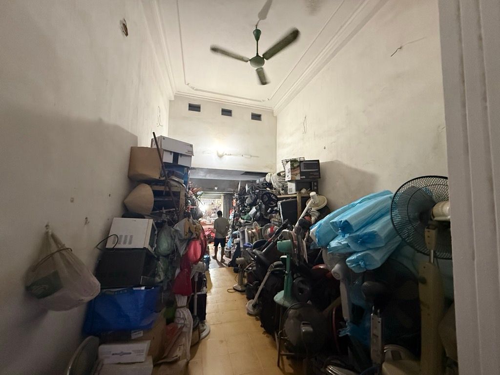 Bán nhà Định Công - diện tích 52m2 3 tầng - Nhà mặt phố - giá 23 tỷ