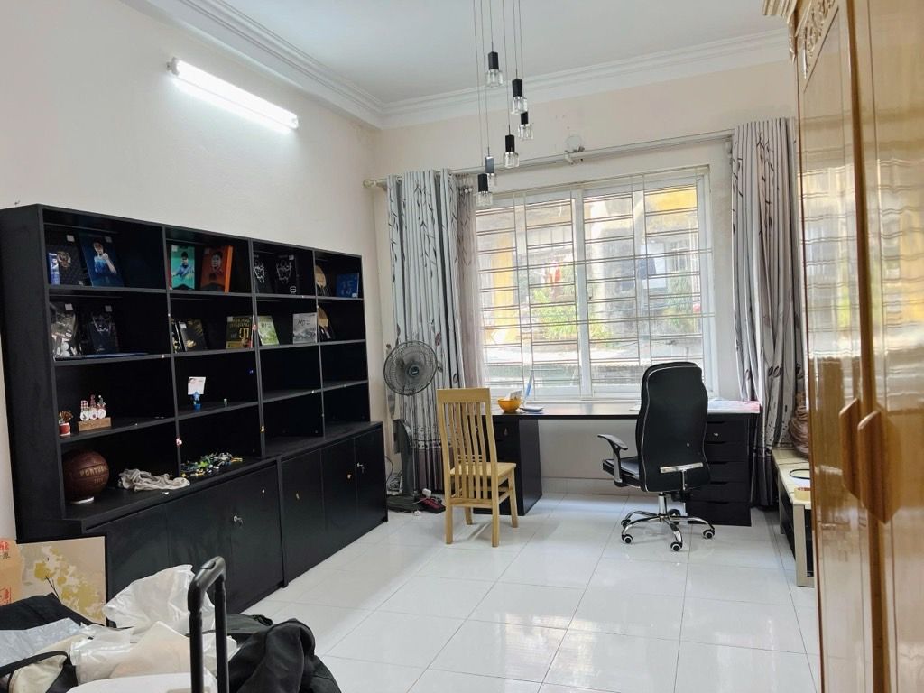 Bán nhà Nguyễn Trãi - diện tích 34m2 5 tầng - Nhà đẹp ở ngay - giá 9,9 tỷ