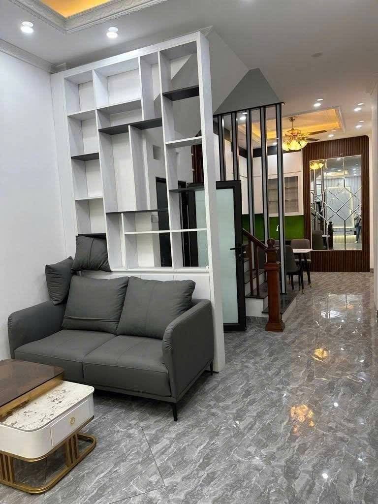 Bán nhà Đại Từ - diện tích 65m2 4 tầng - ô tô nhỏ qua - giá 9,7 tỷ