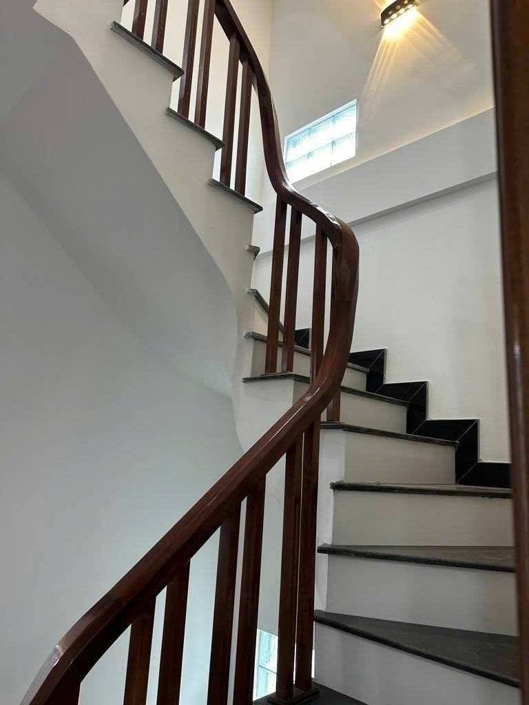 Bán nhà Đại Từ - diện tích 65m2 4 tầng - ô tô nhỏ qua - giá 9,7 tỷ