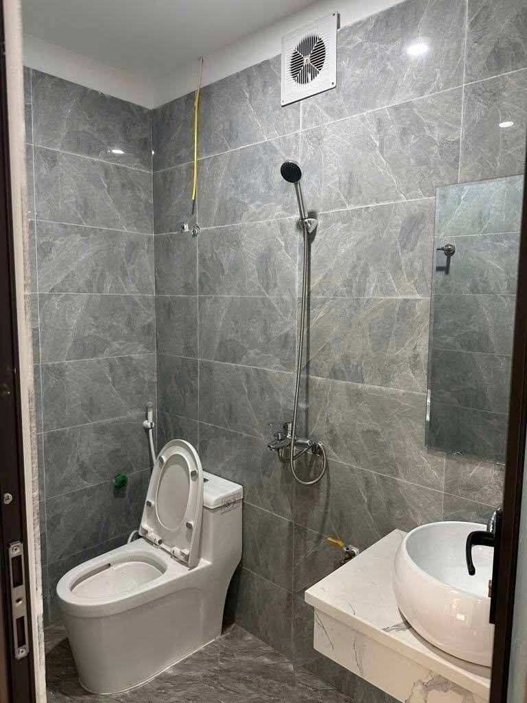 Bán nhà Đại Từ - diện tích 65m2 4 tầng - ô tô nhỏ qua - giá 9,7 tỷ