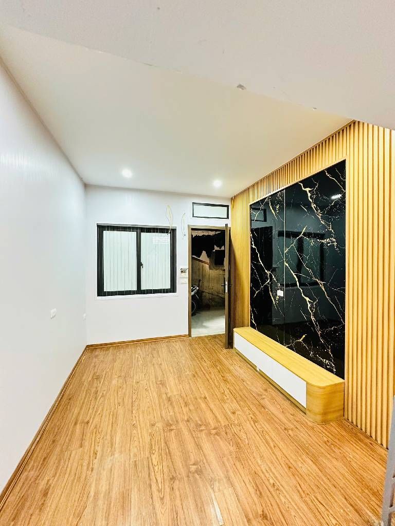 Bán nhà Ngụy Như Kon Tum - diện tích 35m2 1 tầng - Nhà mới đẹp full nội thất - giá 2,9 tỷ