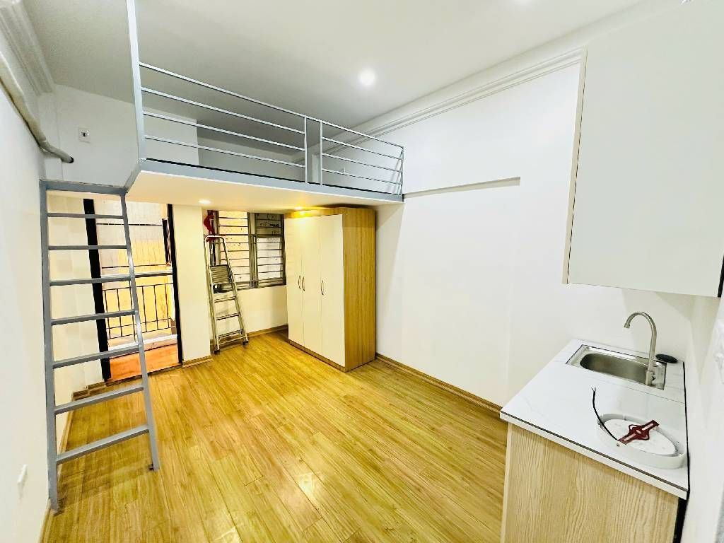 Bán nhà Triều Khúc - diện tích 34m2 5 tầng - Ô tô tránh - giá 9,5 tỷ