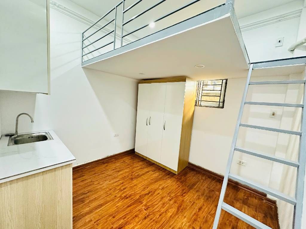 Bán nhà Triều Khúc - diện tích 34m2 5 tầng - Ô tô tránh - giá 9,5 tỷ