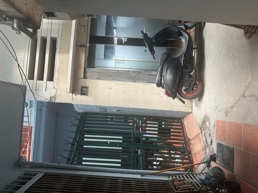 Bán nhà ngõ Đền Tương Thuận - diện tích 24,8m2 4 tầng - Đầu tư căn hộ dòng tiền cực tốt - giá 12,6 tỷ