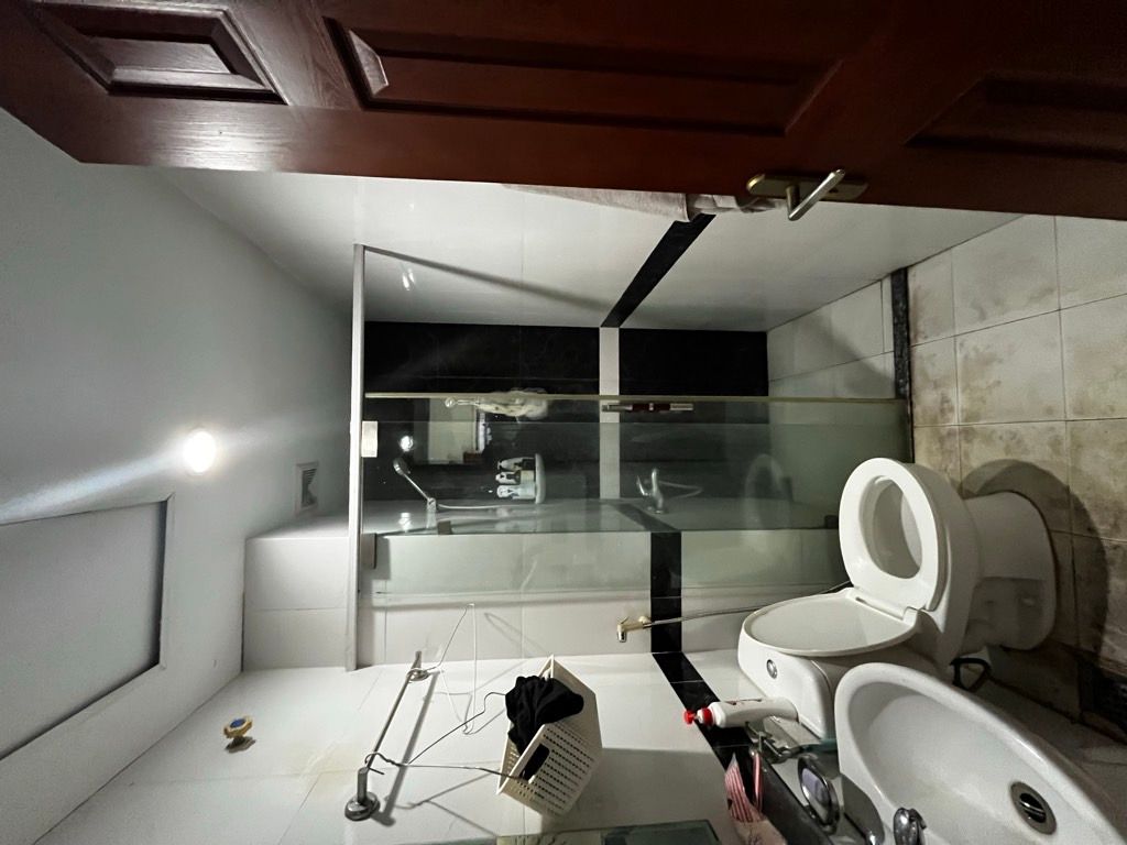 Bán nhà Vũ Trọng Phụng - diện tích 84.8m2 1 tầng - Căn hộ đẹp, nội thất cơ bản - giá 7,2 tỷ