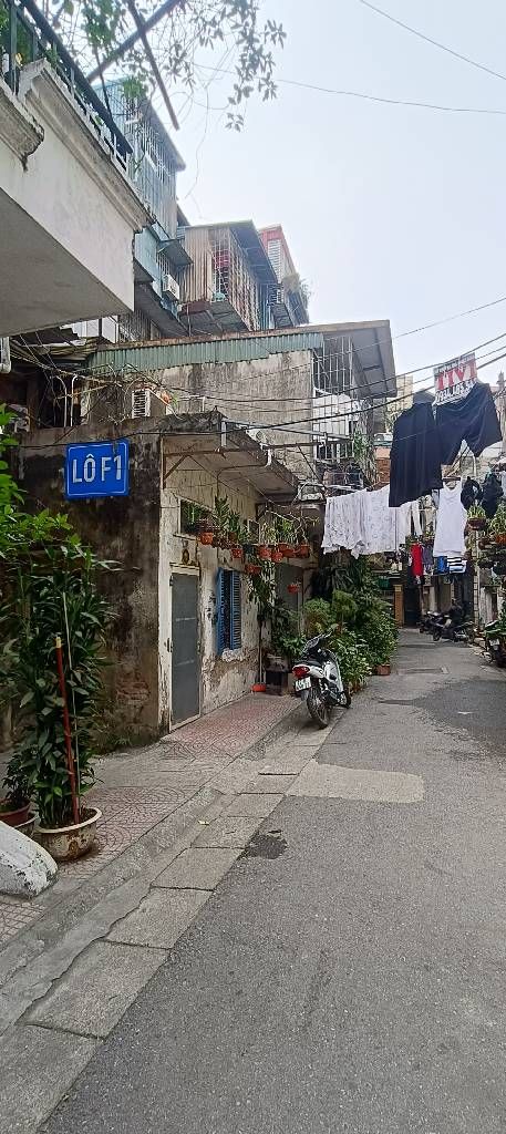 Bán nhà Lò Đúc - diện tích 50m2 2 tầng - ÔTÔ ĐỖ CHÂN NHÀ - giá 3,35 tỷ