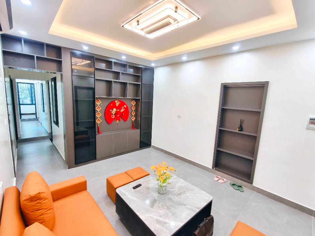 Bán nhà Nguyễn Công Trứ - diện tích 80m2 1 tầng - Căn hộ tầng 2 thoáng sáng - giá 4,6 tỷ