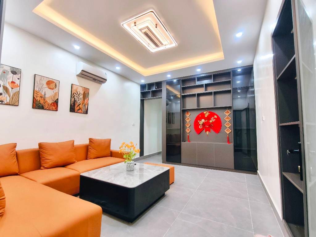 Bán nhà Nguyễn Công Trứ - diện tích 80m2 1 tầng - Căn hộ tầng 2 thoáng sáng - giá 4,6 tỷ