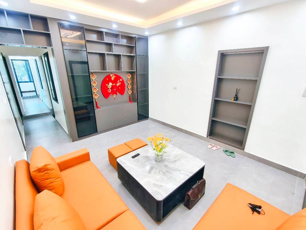 Bán nhà Nguyễn Công Trứ - diện tích 80m2 1 tầng - Căn hộ tầng 2 thoáng sáng - giá 4,6 tỷ