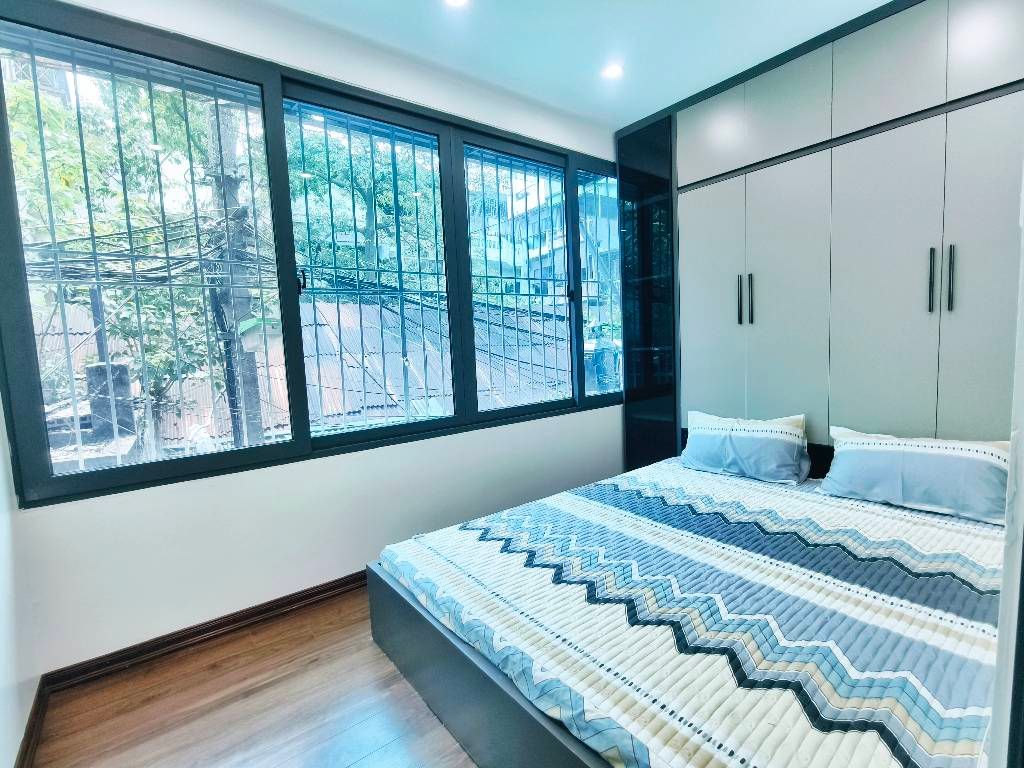 Bán nhà Nguyễn Công Trứ - diện tích 80m2 1 tầng - Căn hộ tầng 2 thoáng sáng - giá 4,6 tỷ