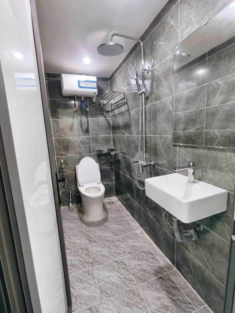 Bán nhà Nguyễn Công Trứ - diện tích 80m2 1 tầng - Căn hộ tầng 2 thoáng sáng - giá 4,6 tỷ