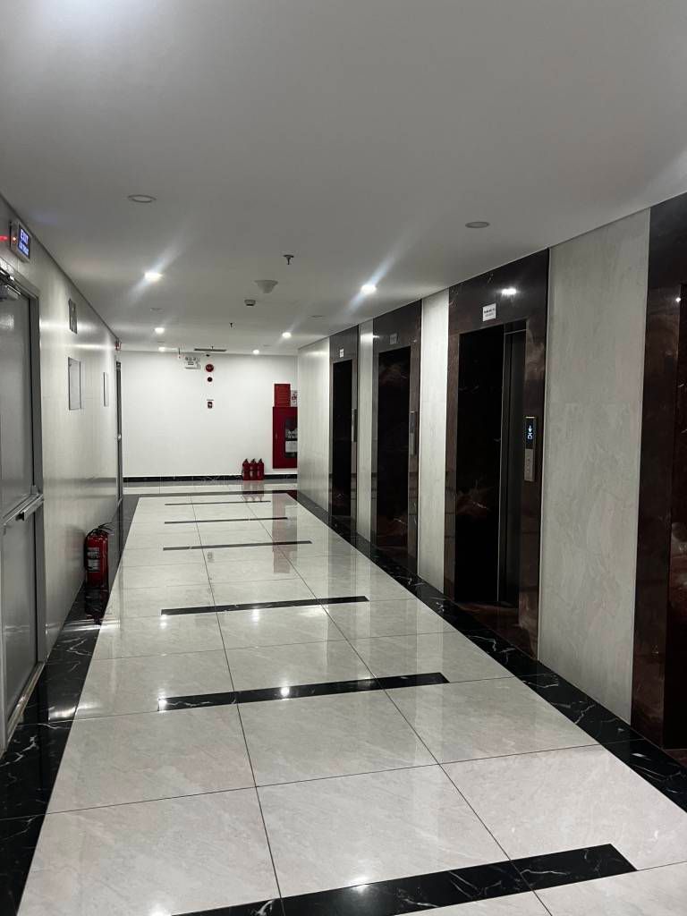 Bán nhà Hoàng Văn Thụ - diện tích 78.4m2 1 tầng - Căn hộ đẹp, giá 7,65 tỷ