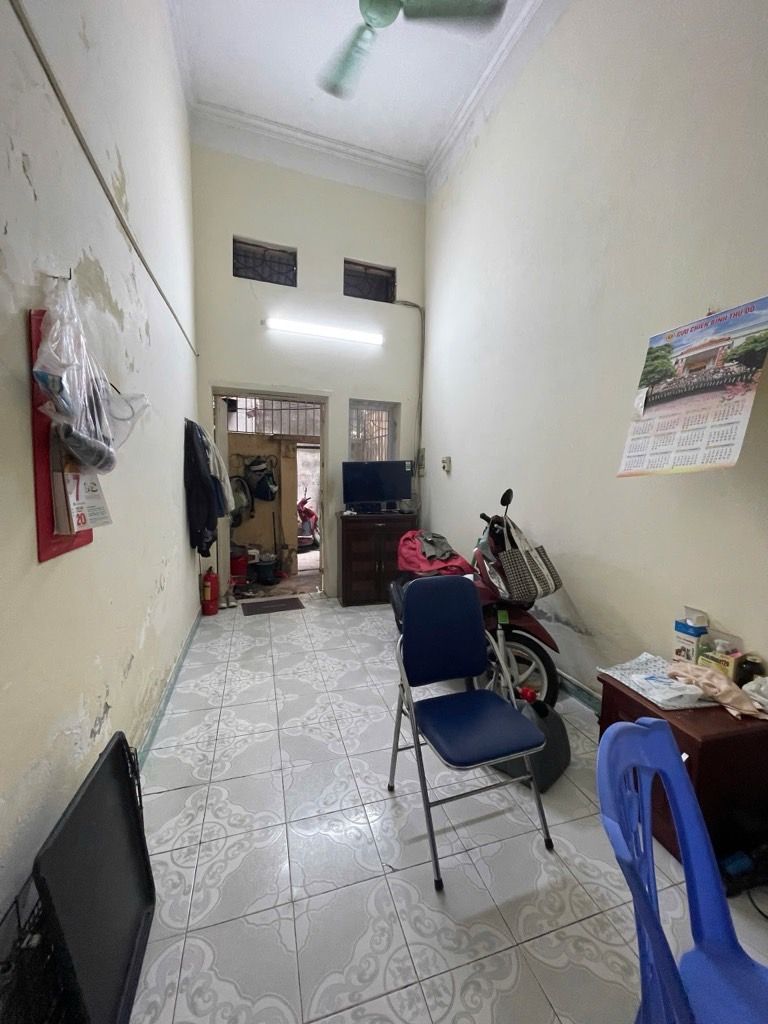 Bán nhà Thịnh Quang - diện tích 30m2 3 tầng - Sổ đỏ chính chủ - giá 8,8 tỷ