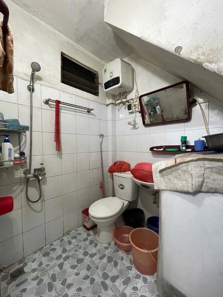 Bán nhà Thịnh Quang - diện tích 30m2 3 tầng - Sổ đỏ chính chủ - giá 8,8 tỷ