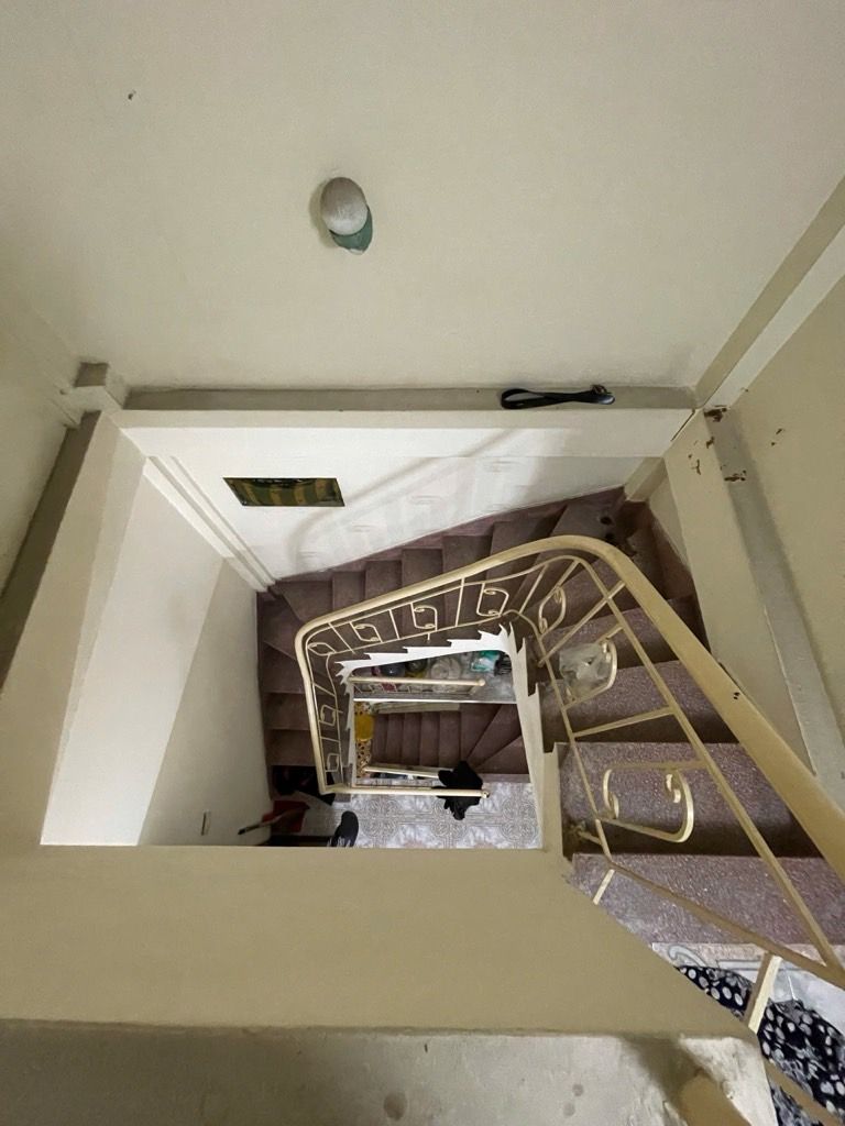 Bán nhà Thịnh Quang - diện tích 30m2 3 tầng - Sổ đỏ chính chủ - giá 8,8 tỷ