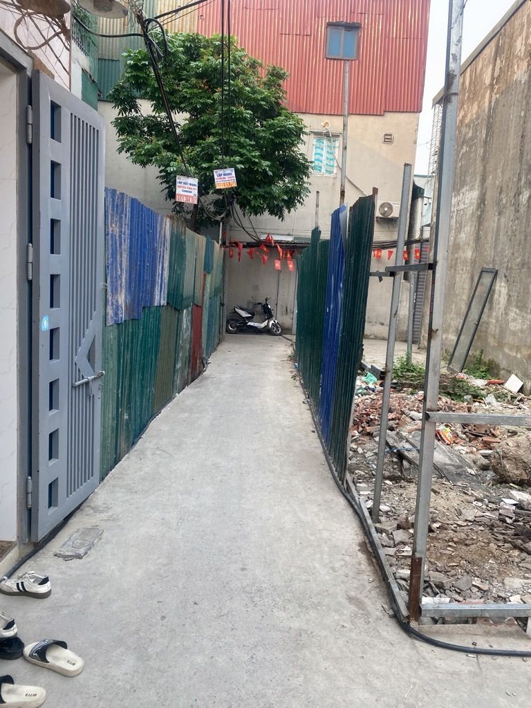 Bán nhà Định Công - diện tích 25,2m2 2 tầng - Nhà đẹp hiếm có - giá 1,99 tỷ