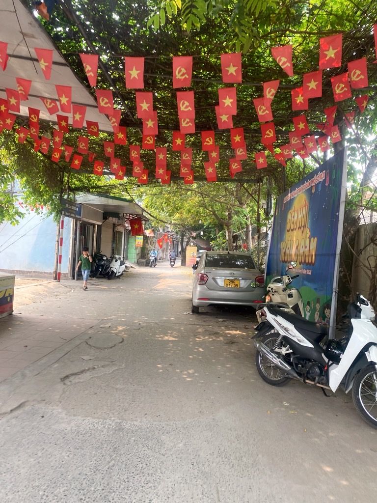 Bán nhà Định Công Thượng - diện tích 43,4m2 2 tầng - Ngõ thông nông gần trường - giá 3,6 tỷ