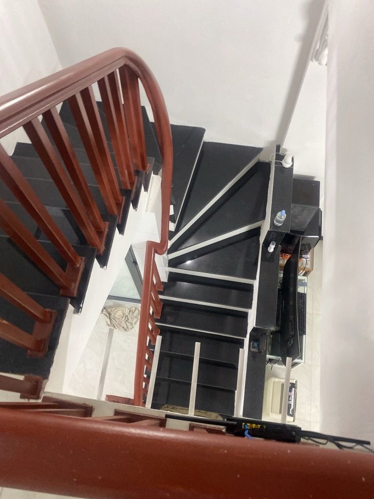 Bán nhà Định Công Thượng - diện tích 43,4m2 2 tầng - Ngõ thông nông gần trường - giá 3,6 tỷ