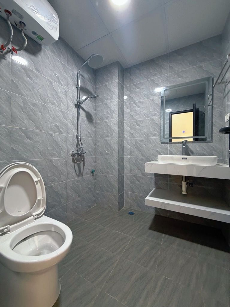 Bán nhà Dương Văn Bé - diện tích 38m2 6 tầng - Gara ô tô, thang máy - giá 16,8 tỷ