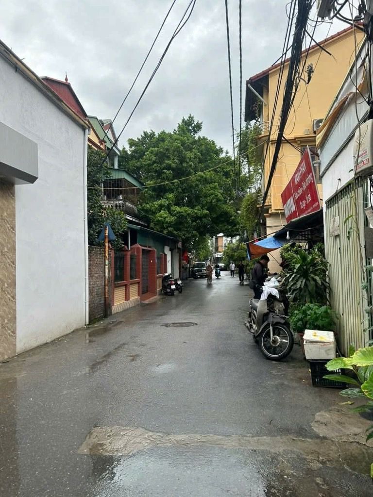 Bán nhà Thanh Lân - diện tích 30m2 2 tầng - MẶT NGÕ THÔNG – Ô TÔ TRÁNH – KINH DOANH ĐỈNH - giá 3,8 tỷ