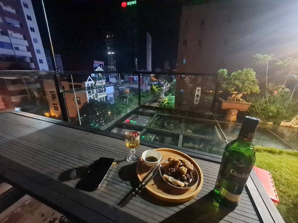 Bán nhà Nguyễn Lương Bằng - diện tích 23m2 7 tầng - MẶT PHỐ - LÔ GÓC - giá 14,5 tỷ