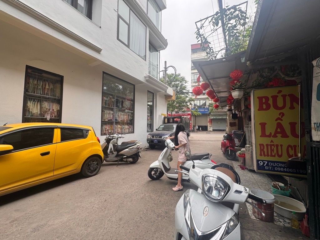 Bán nhà Dương Văn Bé - diện tích 45.5m2 1 tầng - ô tô đỗ cửa - giá 7 tỷ