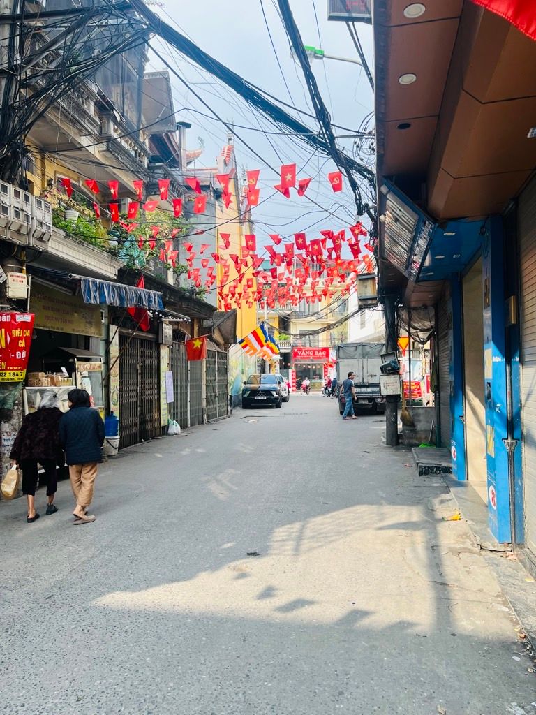 Bán nhà Giáp Nhị - diện tích 20m2 4.5 tầng - Lô góc 2 thoáng - giá 6,5 tỷ