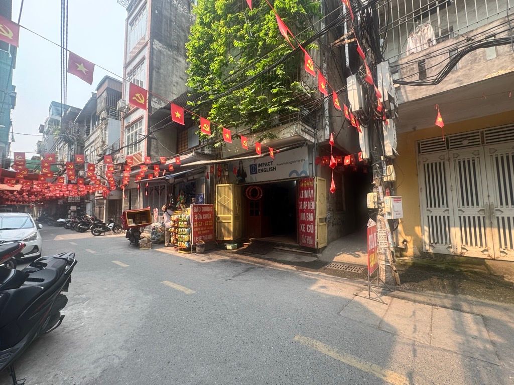 Bán nhà Tân Mai - diện tích 18m2 4 tầng - Ô tô đỗ cửa - giá 7 tỷ