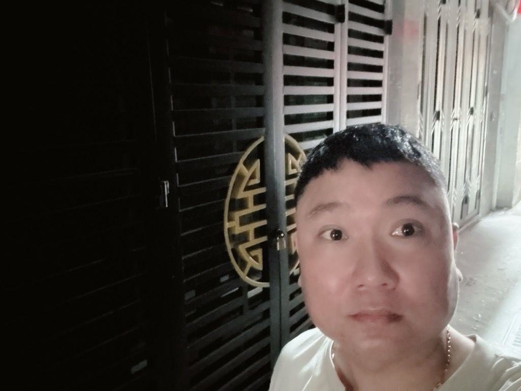 Bán nhà Tân Mai - diện tích 18m2 4 tầng - Ô tô đỗ cửa - giá 7 tỷ