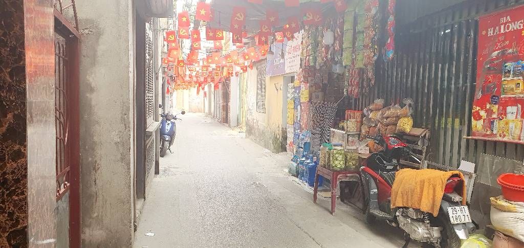 Bán nhà Tân Mai - diện tích 40,6m2 5 tầng - Mặt ngõ thông ô tô qua nhà - giá 9,3 tỷ