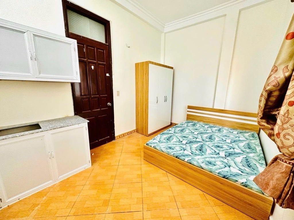 Bán nhà Hưng Phúc - diện tích 36m2 5 tầng - Nhà đẹp gần phố - giá 7,9 tỷ