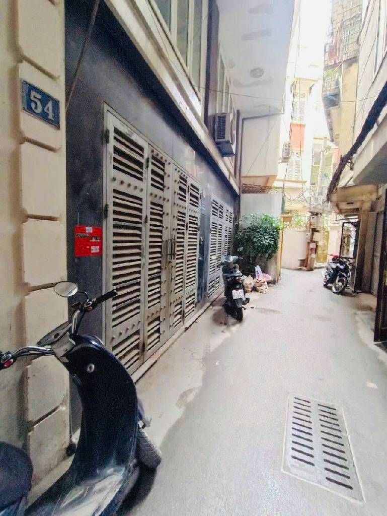 Bán nhà Lê Duẩn - diện tích 33m2 7 tầng - Ngõ thông - giá 11,2 tỷ