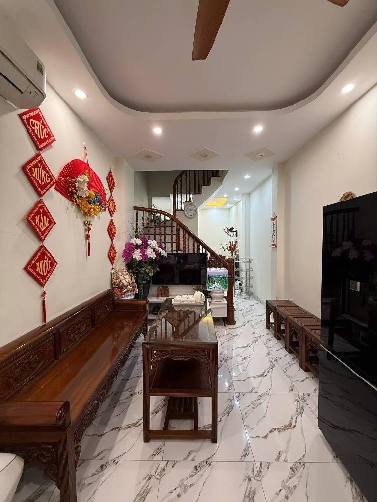 Bán nhà Đường Đôi Tân Khai - diện tích 32m2 2 tầng - Nhà đẹp gần phố - giá 2,58 tỷ