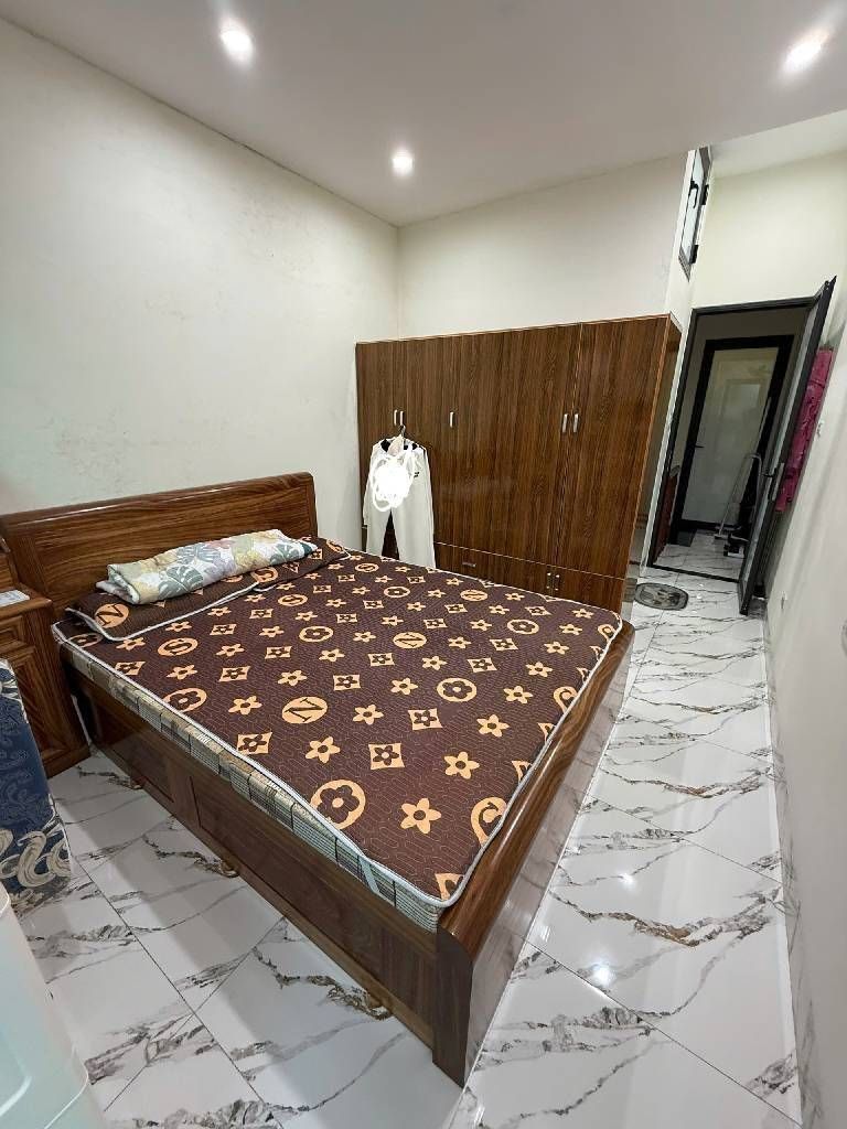 Bán nhà Đường Đôi Tân Khai - diện tích 32m2 2 tầng - Nhà đẹp gần phố - giá 2,58 tỷ