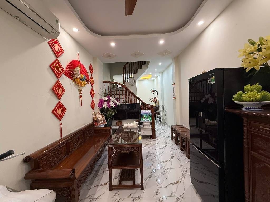 Bán nhà Đường Đôi Tân Khai - diện tích 32m2 2 tầng - Nhà đẹp gần phố - giá 2,58 tỷ