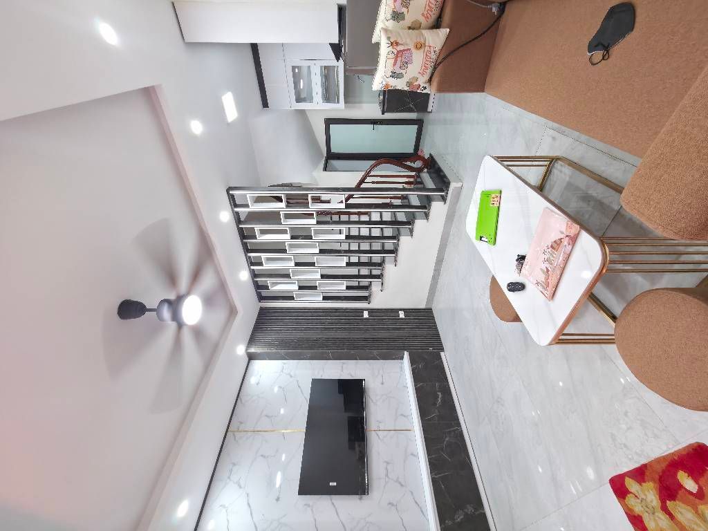 Bán nhà Nguyễn Văn Viên - diện tích 30m2 5 tầng - Nhà Đẹp Ở Ngay - giá 7,9 tỷ