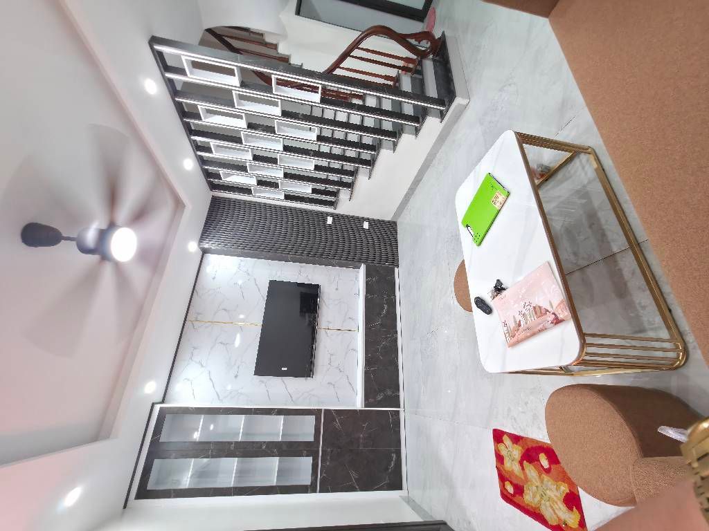 Bán nhà Nguyễn Văn Viên - diện tích 30m2 5 tầng - Nhà Đẹp Ở Ngay - giá 7,9 tỷ