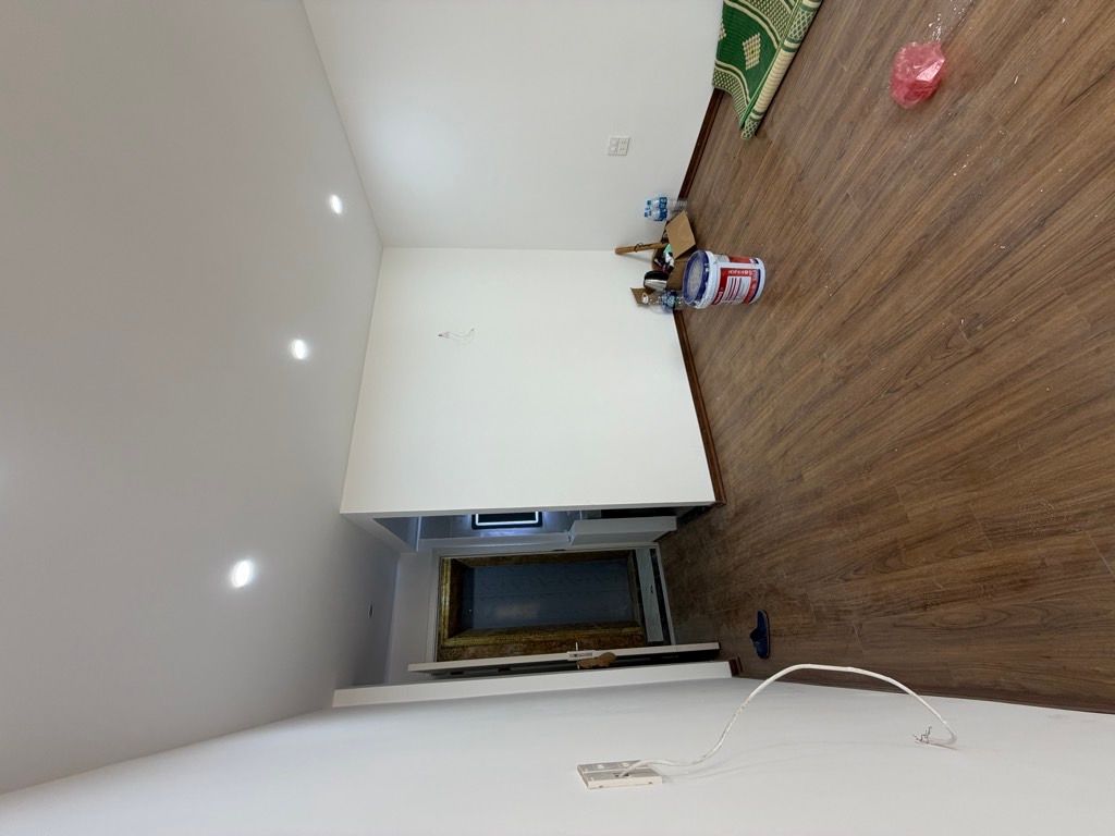 Bán nhà Đại Từ - diện tích 33m2 6 tầng - Thang máy, ô tô vào trong nhà - giá 10,9 tỷ