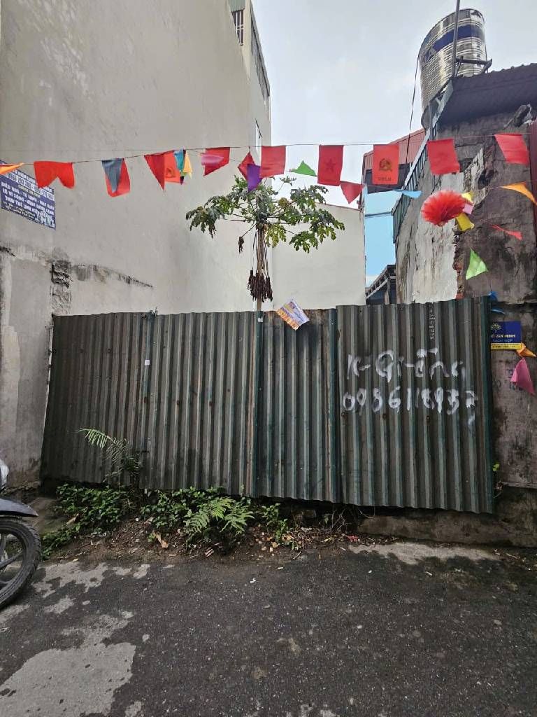 Bán nhà Thịnh Quang - diện tích 69m2 3 tầng - ô tô tránh - giá 21 tỷ