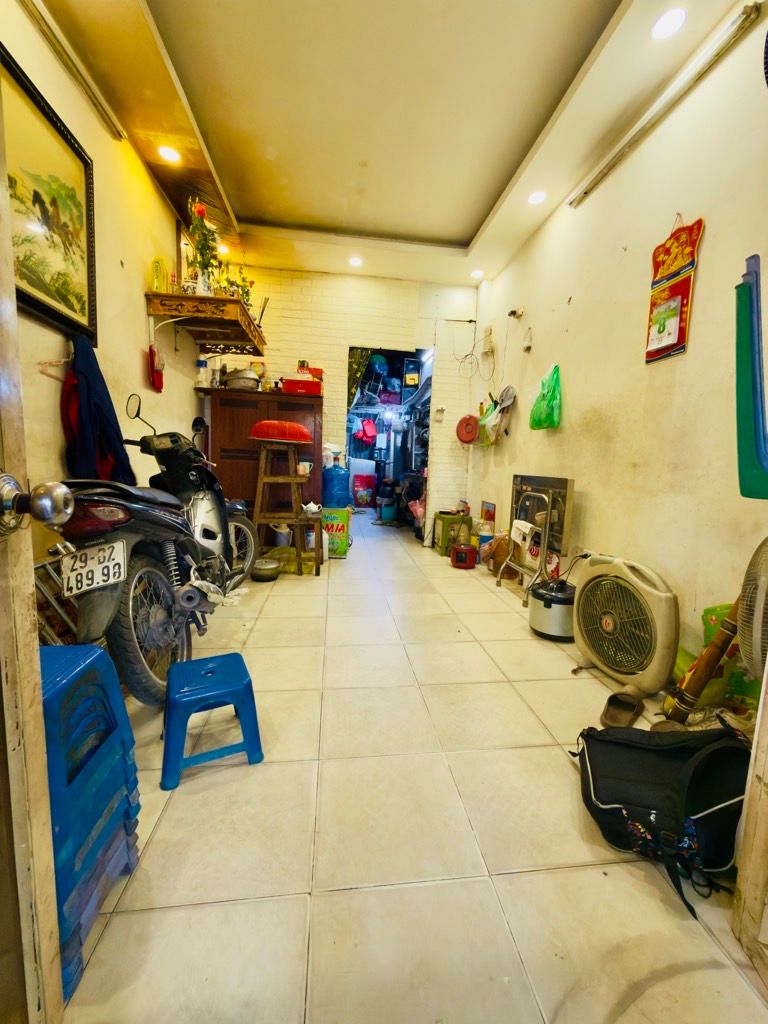 Bán nhà Dương Văn Bé - diện tích 28,3m2 2 tầng - Mặt phố siêu hiếm - giá 11,9 tỷ