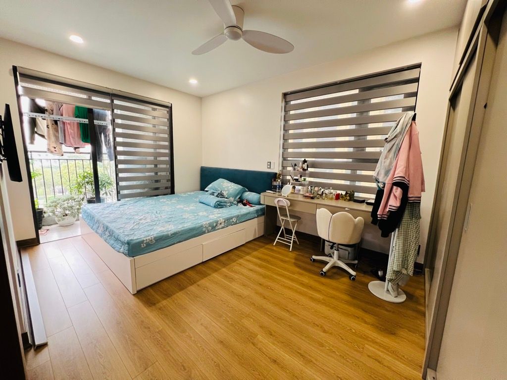 Bán nhà Lĩnh Nam - diện tích 96.5m2 1 tầng - Căn hộ lô góc hai thoáng - giá 8,6 tỷ