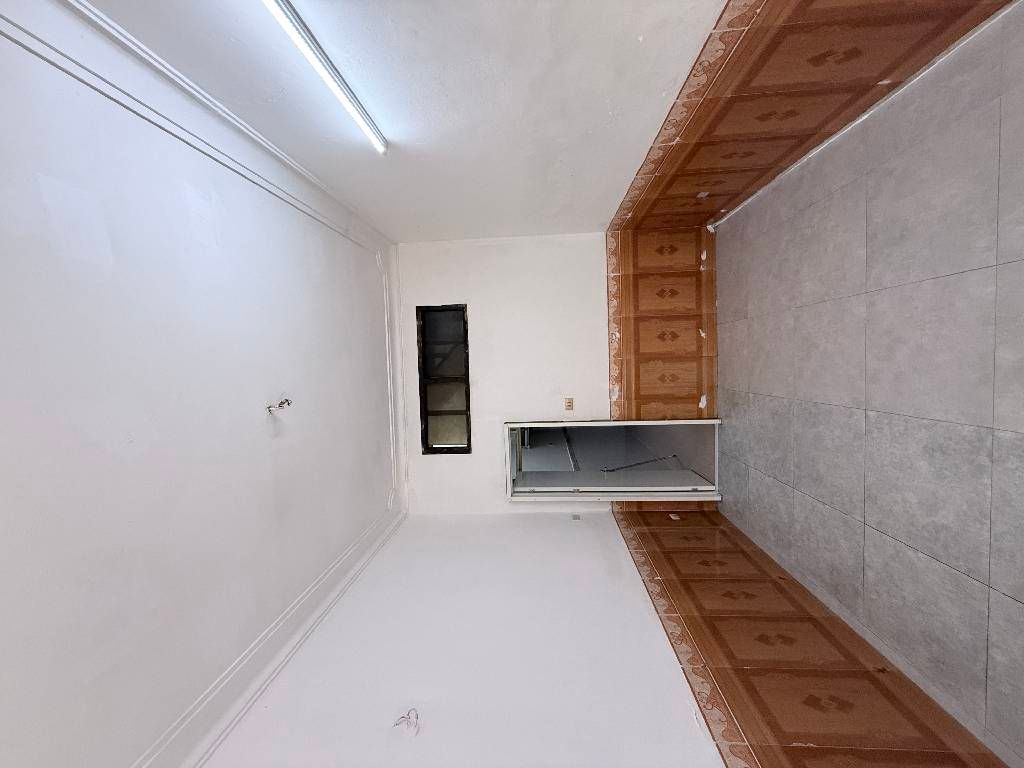 Bán nhà Khương Thượng - diện tích 30,1m2 4,5 tầng - Mặt phố + Mặt ngõ - giá 11,5 tỷ