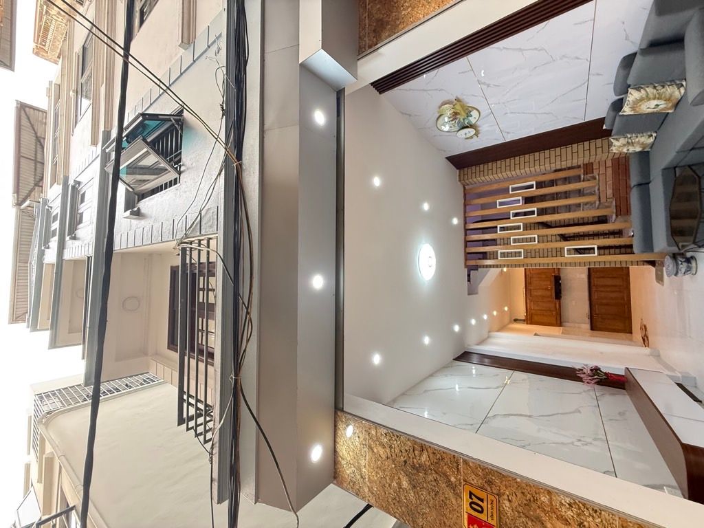 Bán nhà Vĩnh Hưng - diện tích 34m2 4 tầng - Lô góc 3 mặt ngõ - giá 8,4 tỷ