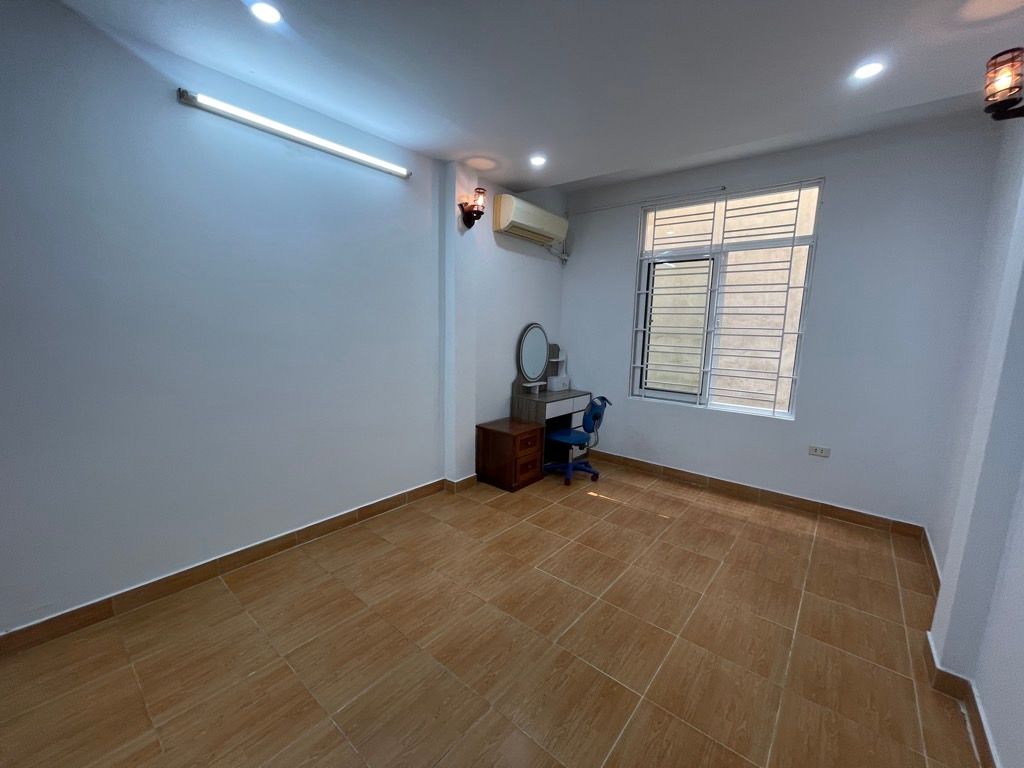 Bán nhà Thổ Quan - diện tích 20m2 6 tầng - Cực hot, nhà đẹp hiếm có - giá 6 tỷ